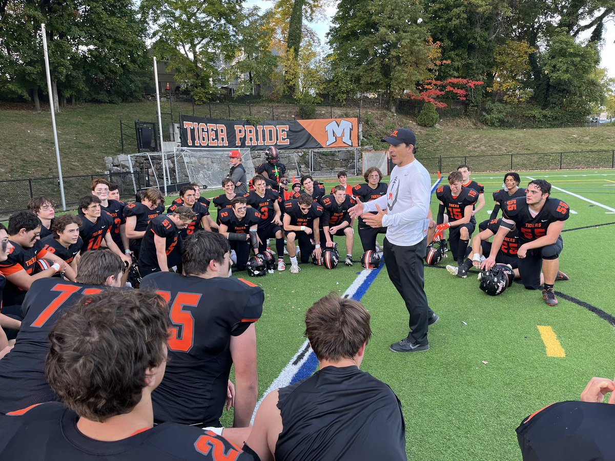 Mamk first undefeated football season since 1978!