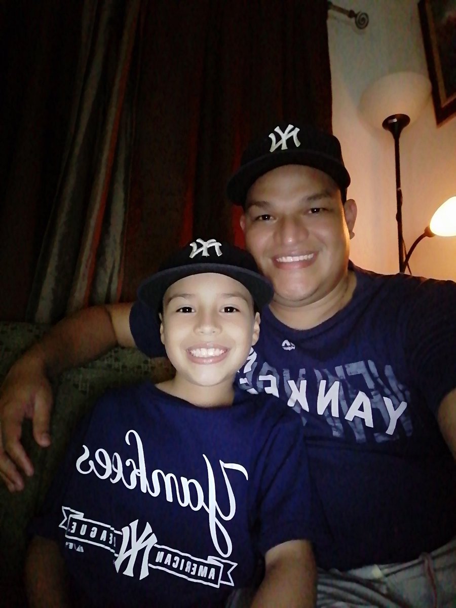 LORR121's tweet photo. @GuillermoCelis @EJerezESPN @LuisAlvarez_1 Mi Gente saludos desde Panamá provincia de Chiriquí para Luis Omar jr y Luis Omar en full sintonia #vamosYankees #postemporadaESPN https://t.co/2KK2SbW6Y2