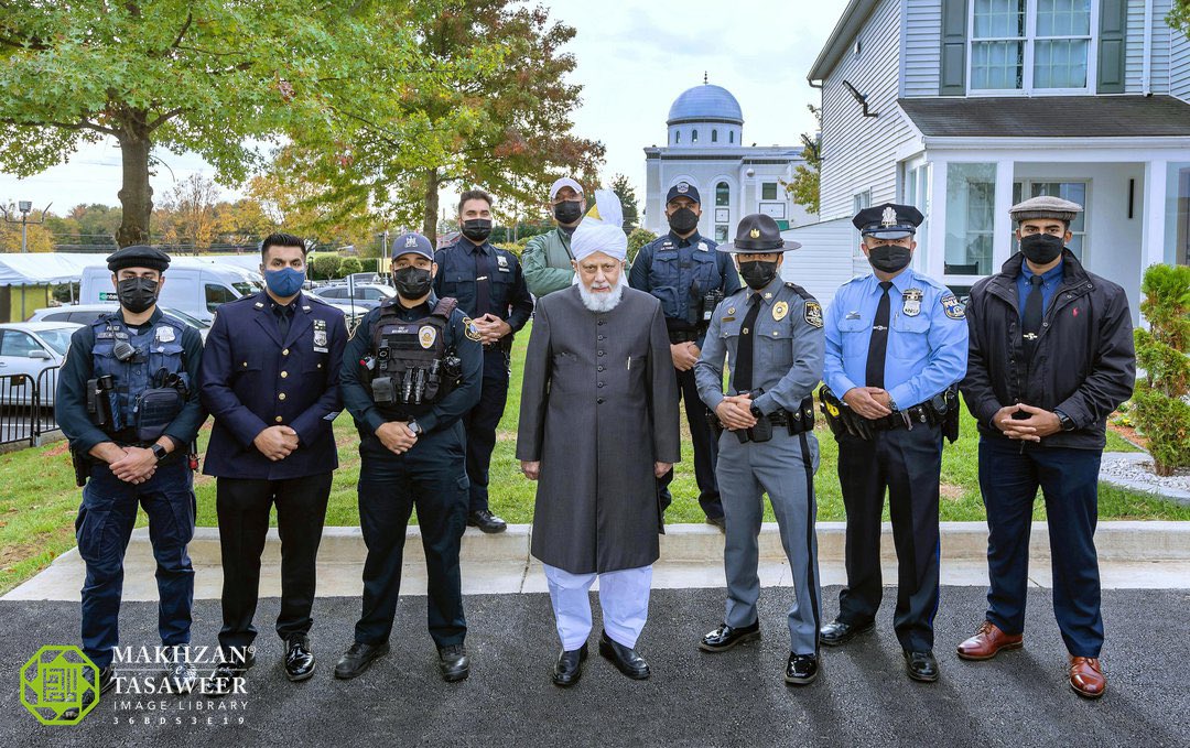 on Twitter "Ahmadi officers serving in the MPD DC
