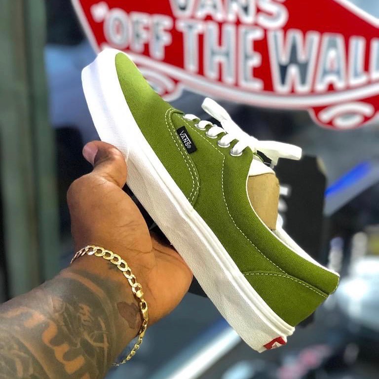 vansworldwide_ tweet picture