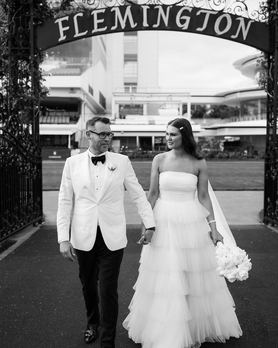 JoefromPrime's tweet photo. What a wonderful day with Kate and Luke ‘s wedding @FlemingtonVRC A big thank you to the staff at the VRC who did everything possible to make e day one we will never forget👏👏👏👏👏 @m_felgate @jymcarew @AndrewBensley https://t.co/Ih3OCOtFzK