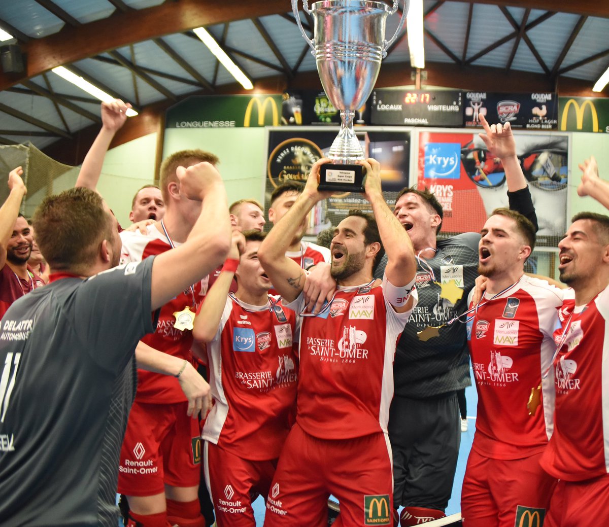 𝐃𝐚𝐧𝐬 𝐥’𝐡𝐢𝐬𝐭𝐨𝐢𝐫𝐞 ! 🏆

#NousSommesLeSCRA 🔴⚪️