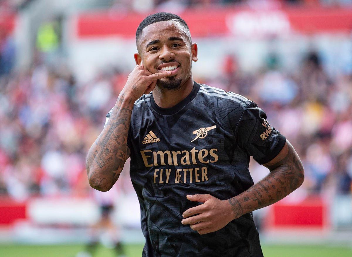 EddieLongbridge's tweet photo. Gabriel Jesus has scored 29 goals against Southampton in the PL.

The most a player has scored against a singular club in the history of the Premier League.

If he scores tomorrow he equals Diego Maradona World record of 30 goals against San Zaragoze de Almineloas set in 1963 https://t.co/0fzStQJI2A