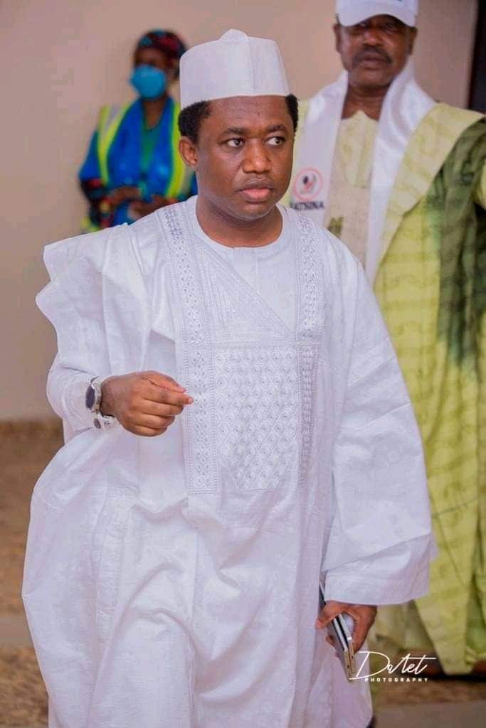 Mglawal03's tweet photo. Yadda ka dama, haka zamu Sha...
Kafarka kafarmu Jagora🙌🙌🙌

#FararAniya,
#PDP2023,
#ATIKUKAWAI. https://t.co/pbxmLlVwDM