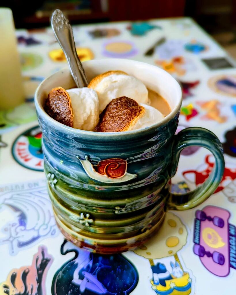 TheWindyWoods's tweet photo. Today is all about cozy drinks and packing the massive amount of orders y'all sent our way! THANK YOU EVERYONE!!✨✨✨

Mug from @skimlines ❤️ https://t.co/DApchniiqK https://t.co/tsXvVkqRTO