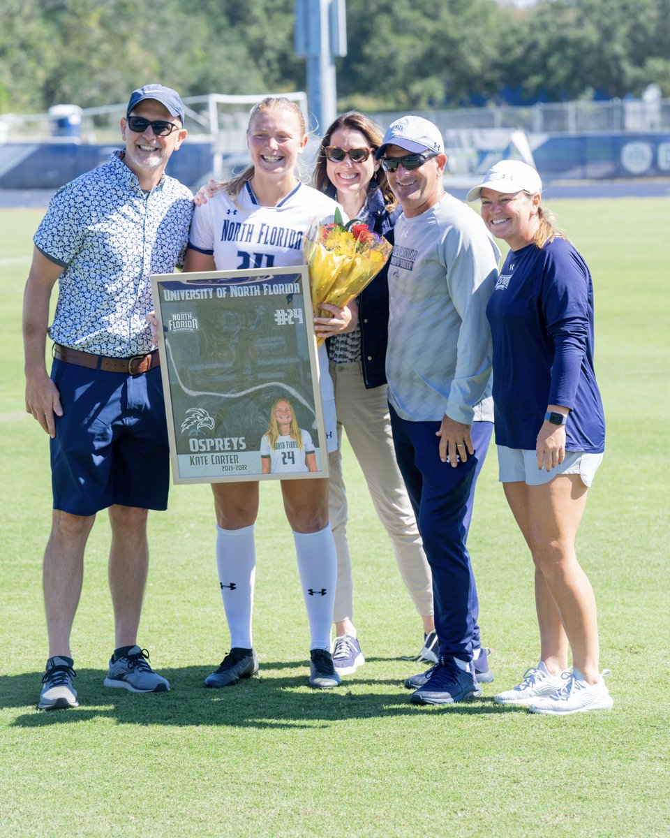 OspreyWSOC's tweet photo. More Senior Day frames - it was a great day to honor these Ospreys 💙
#SoarHigher // #SwoopFC https://t.co/7gqfmcUaT2