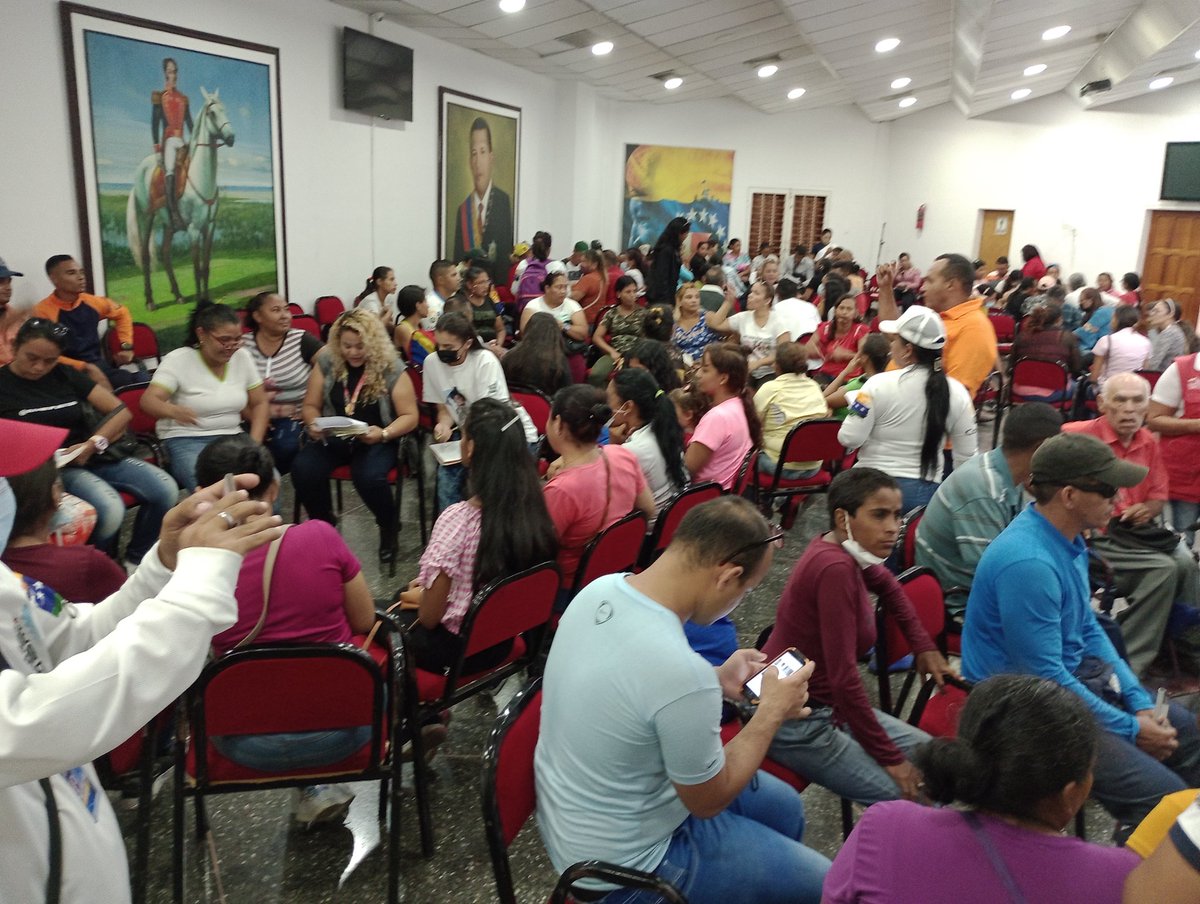 Cleapureoficial's tweet photo. #EnApure se llevó a cabo el Lanzamiento de la Consulta Pública para Trabajadoras y Trabajadores con Discapacidad
@soyoscarvivas @nicolasmaduro @delcyrodriguezv @jorgerpsuv_ @eduardopsuv @hoffmanjosev @prensagobiernoapure @mippcivzla https://t.co/SXyd9neBBh