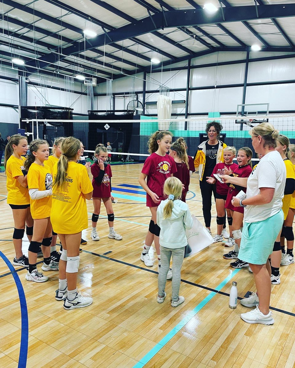 TheEdge2021's tweet photo. What an awesome day of volleyball! We hosted our first 6th grade volleyball tournament today! It was a great turnout &amp; competitive play! New Bremen Crimson finished as the winners with New Bremen Gold finishing 2nd!

Big thank you to all the teams who participated! https://t.co/JZ66LusaZa