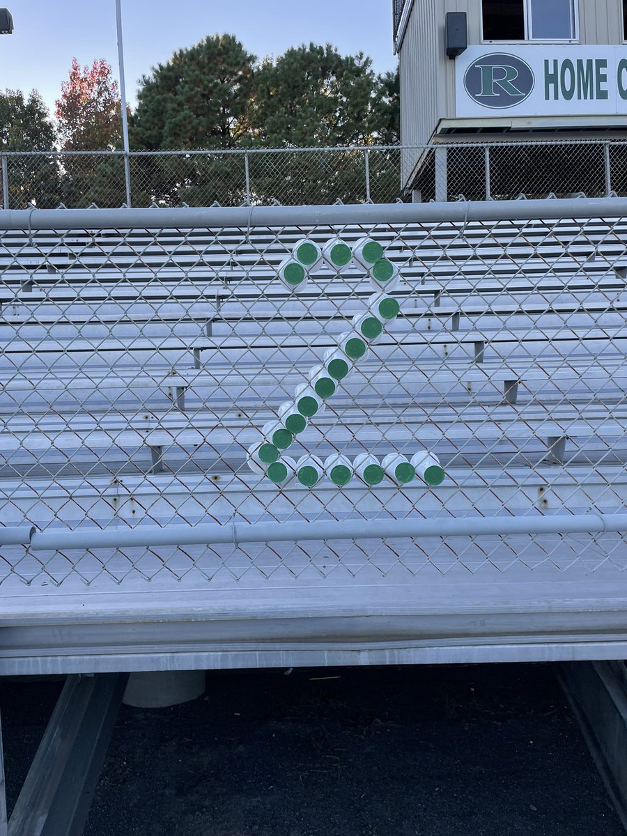 ARyderGr1's tweet image. Louie played a great game last night! ⚽️⚽️⚽️ Sadly defenders don’t get written up much, because Daniel played awesome too! As always, it is a team effort! Great win! Especially on Senior night!🚀💚⚽️ @RyderLouie @danielryder_