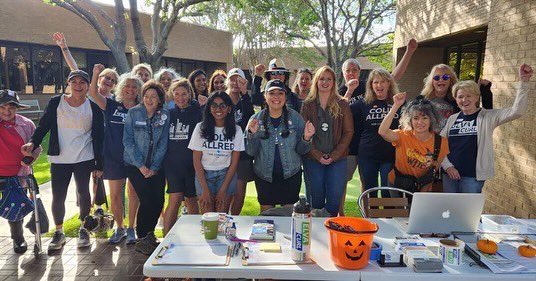 ElvaERodriguez's tweet photo. Great blockwalk kickoff this morning with @ColinAllredTX! I enjoyed listening to Congressman Allred’s remarks about free and fair elections and the important role we all have to make sure we continue to live in a democracy. #teamElva #hd112 https://t.co/okriKfEge0