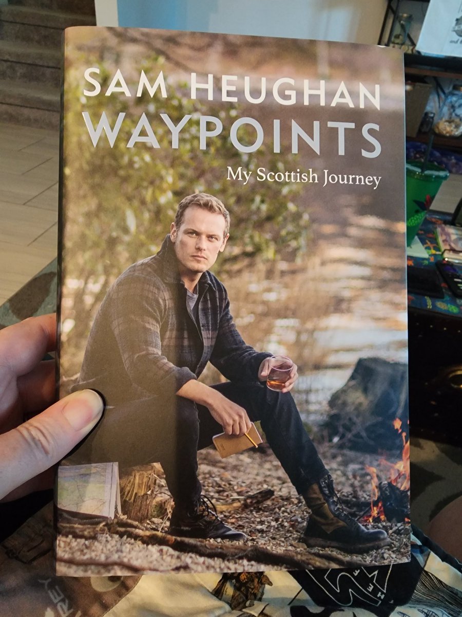 GingerPixie77's tweet photo. @SamHeughan @radarbooks 
Look what came today 😍 
So looking forward to reading this! https://t.co/CwikKmDQlF