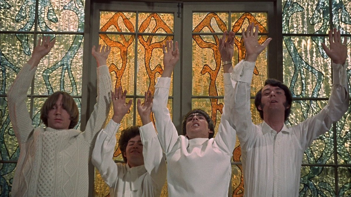 the glass doors 💛