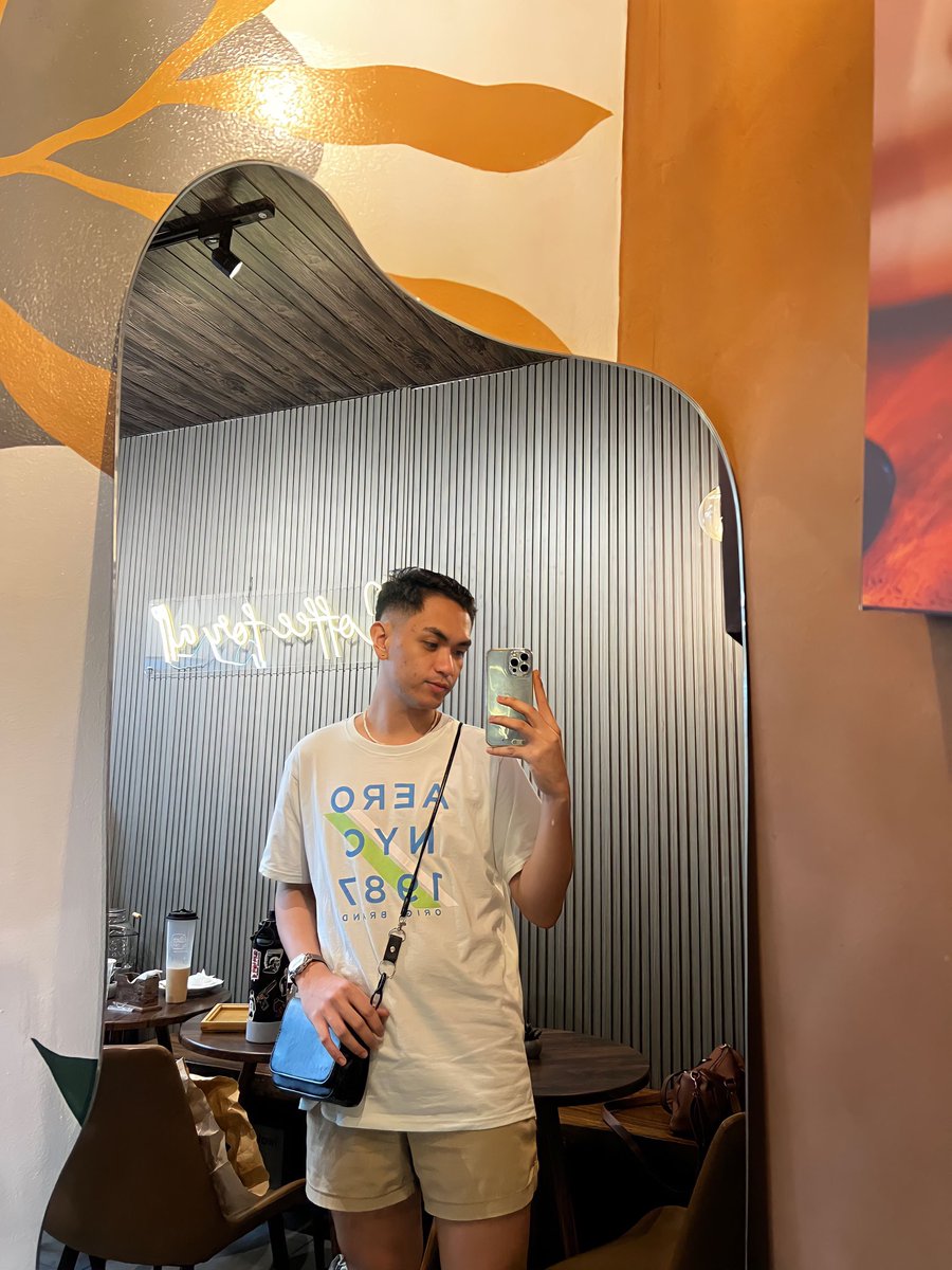 hoyanuena's tweet photo. A good place to hangout and chill https://t.co/MvFTYyb1uj