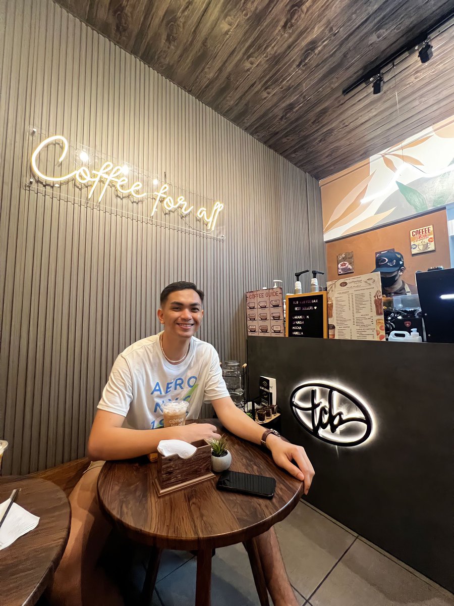 hoyanuena's tweet photo. A good place to hangout and chill https://t.co/MvFTYyb1uj