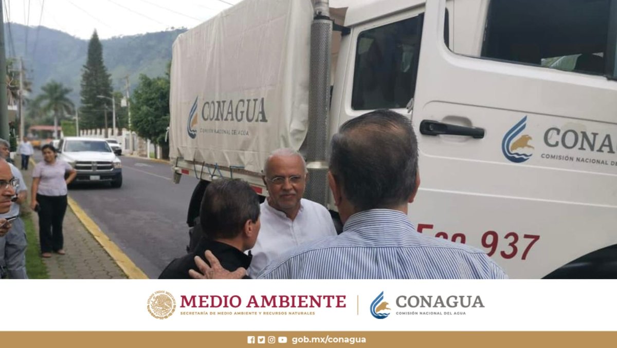 conaguaDLNay's tweet photo. Ante el paso del #Huracán #Roslyn, #Conagua se coordina con integrantes del Sistema Nacional de Protección Civil, para implementar estrategias de apoyo a la población. En #Nayarit, nos reunimos con el gobernador Miguel Ángel Navarro Quintero y autoridades de @CNPC_MX https://t.co/eugSQudj8K