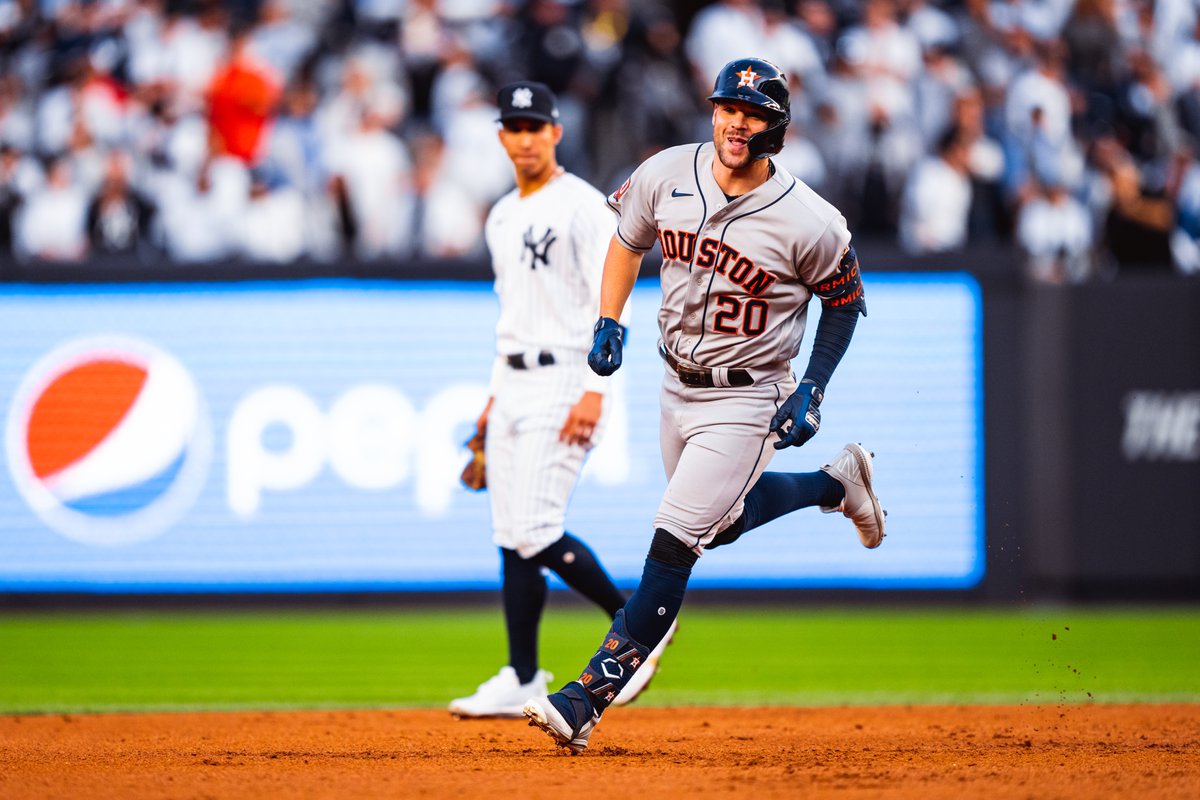 astros's tweet photo. You got us? Bet. https://t.co/KmyWxc8ODE