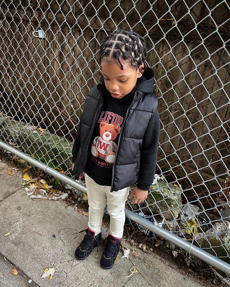 _Enphani's tweet image. Mine🤍🧸
My baby love his uncle!