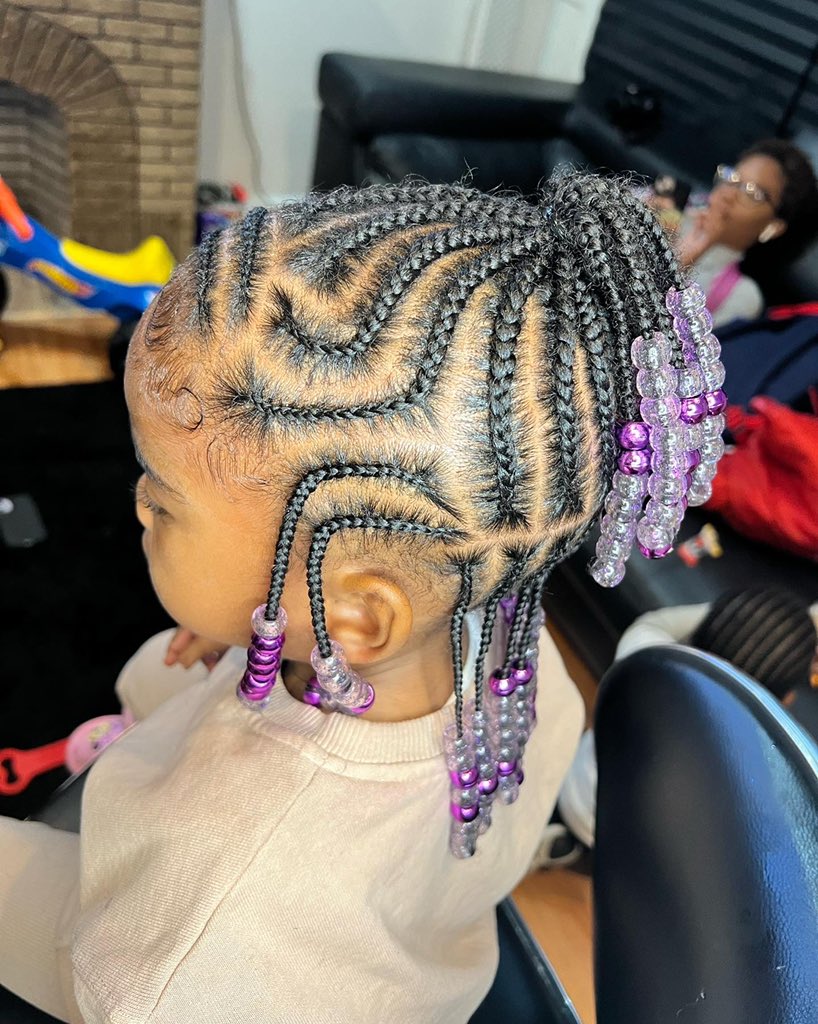 bonitaabee_'s tweet photo. Freestyle session🤩
Literally perfect 🫶🏾 she is sooooo beautiful 😍
(she actually one of the youngest but she did better than literally any child hair I’ve ever done😂 I’m already planning her next style)💓
Book your appointments today! 4433436613 or dm! #baltimorestylist https://t.co/0q1yPsUL50