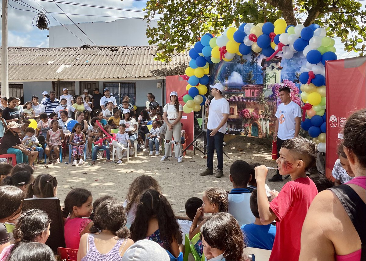 funorbepaz's tweet photo. Así desarrollamos nuestro primer “Desafío Niños por La Paz”. Nuestros niños pudieron disfrutar de un espacio de esparcimiento recreativo en el que se fomentaron valores para la convivencia y la Paz.

Agradecemos enormemente a nuestro equipo de Voluntariado que nos apoyó. https://t.co/VDu9J3ql7w