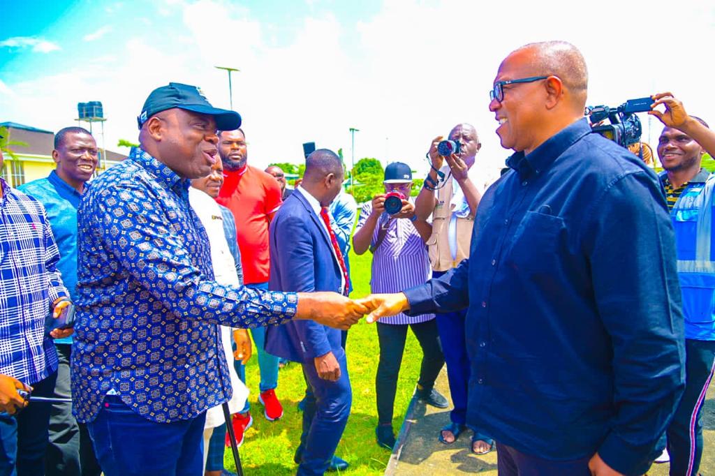PeterObi's tweet image. I am immensely grateful for HE @govdouyediri's graciousness, warmth and hospitality, while I was visiting flood-ravaged areas of Bayelsa. Very much appreciated. -PO