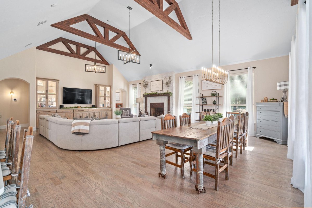 rhadfw's tweet photo. Your dream home awaits! 🏠

1684 Blevins Lane | Keller
5 🛏️ 4 🛁 5,278 Sq/Ft
Listed for $2,094,800

For more information- ConstanceMcFarland@RogersHealy.com https://t.co/5vPpL2n9qd