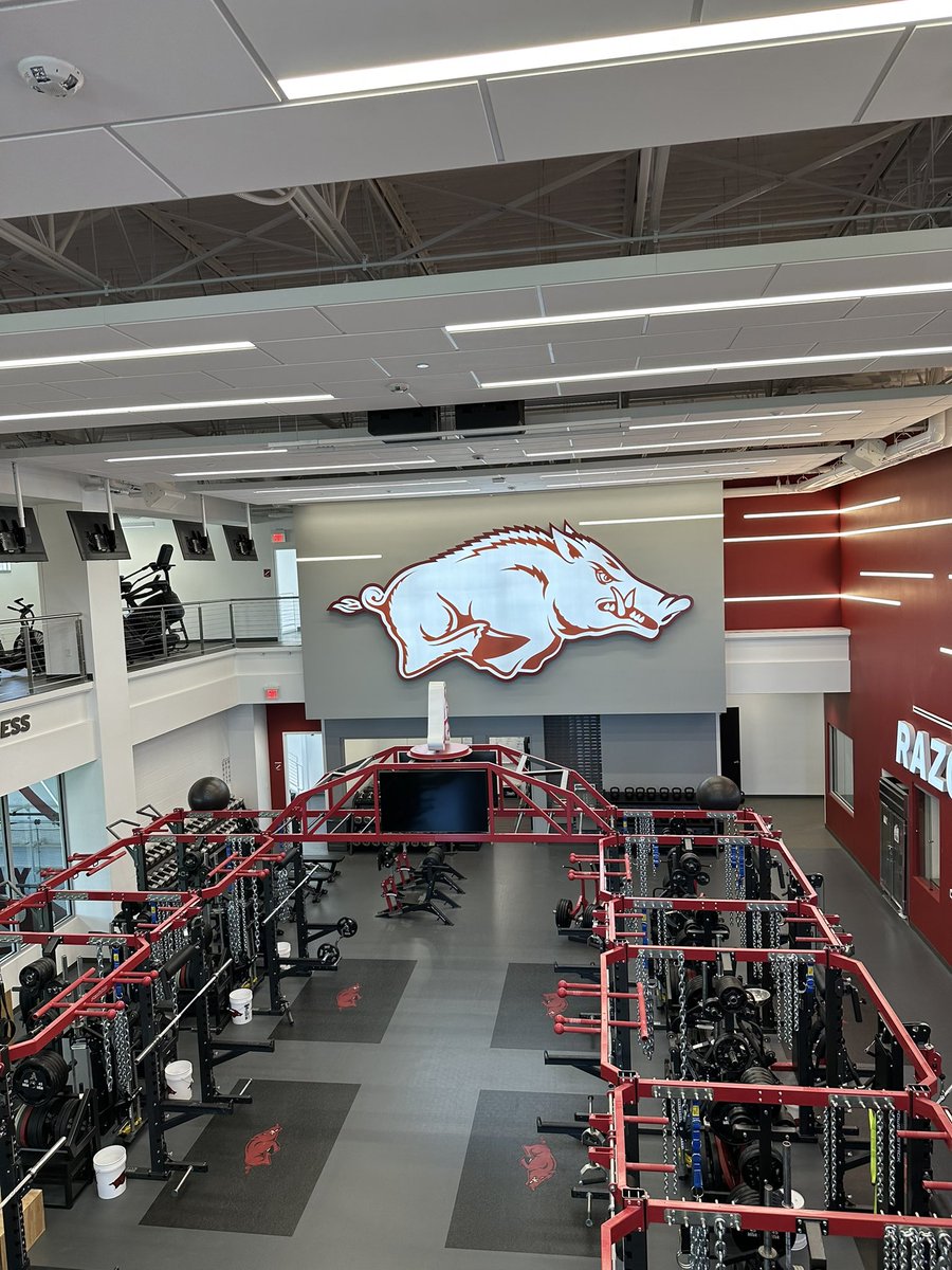 fletcher_dowell's tweet photo. Had a great time at @RazorbackBSB camp today. Huge thanks to @Hobbs_38 @VanHornHogs @bobbywernes @CoachT_RZRBacks @GoodyOpsXVIII https://t.co/JGTElIhoVD