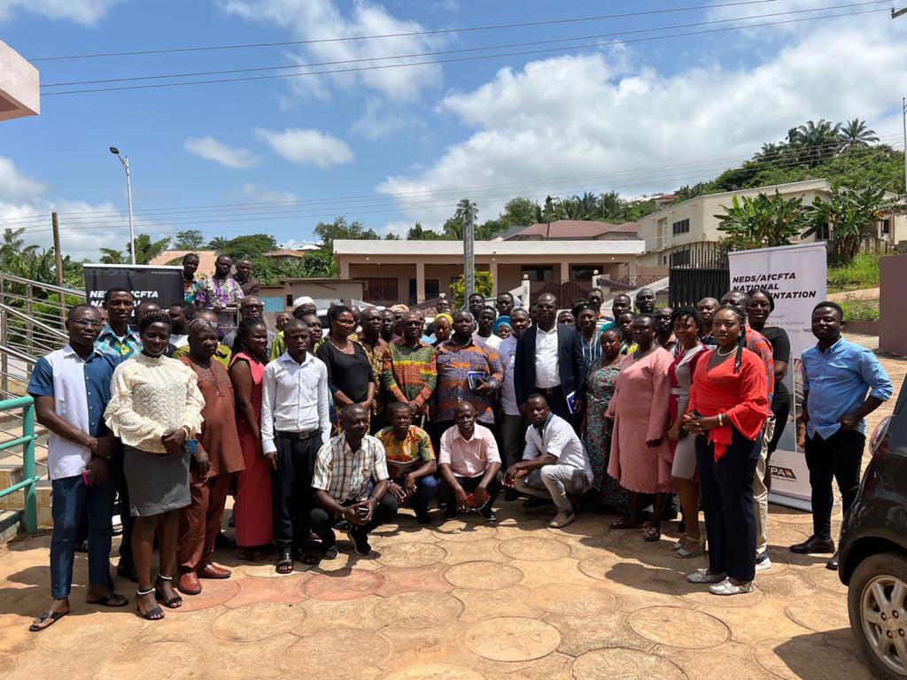 GEPAGhana's tweet photo. 4/4

The NEDS is the national strategy for increased export revenue with a target of achieving US$25.3 billion in Non-Traditional Exports(NTEs) by the year 2029.The programme will cover all the 261 districts across the country. 
#ExportGhanaExportMore #NEDS #distict #exports #NTE https://t.co/7HKZB6twTJ