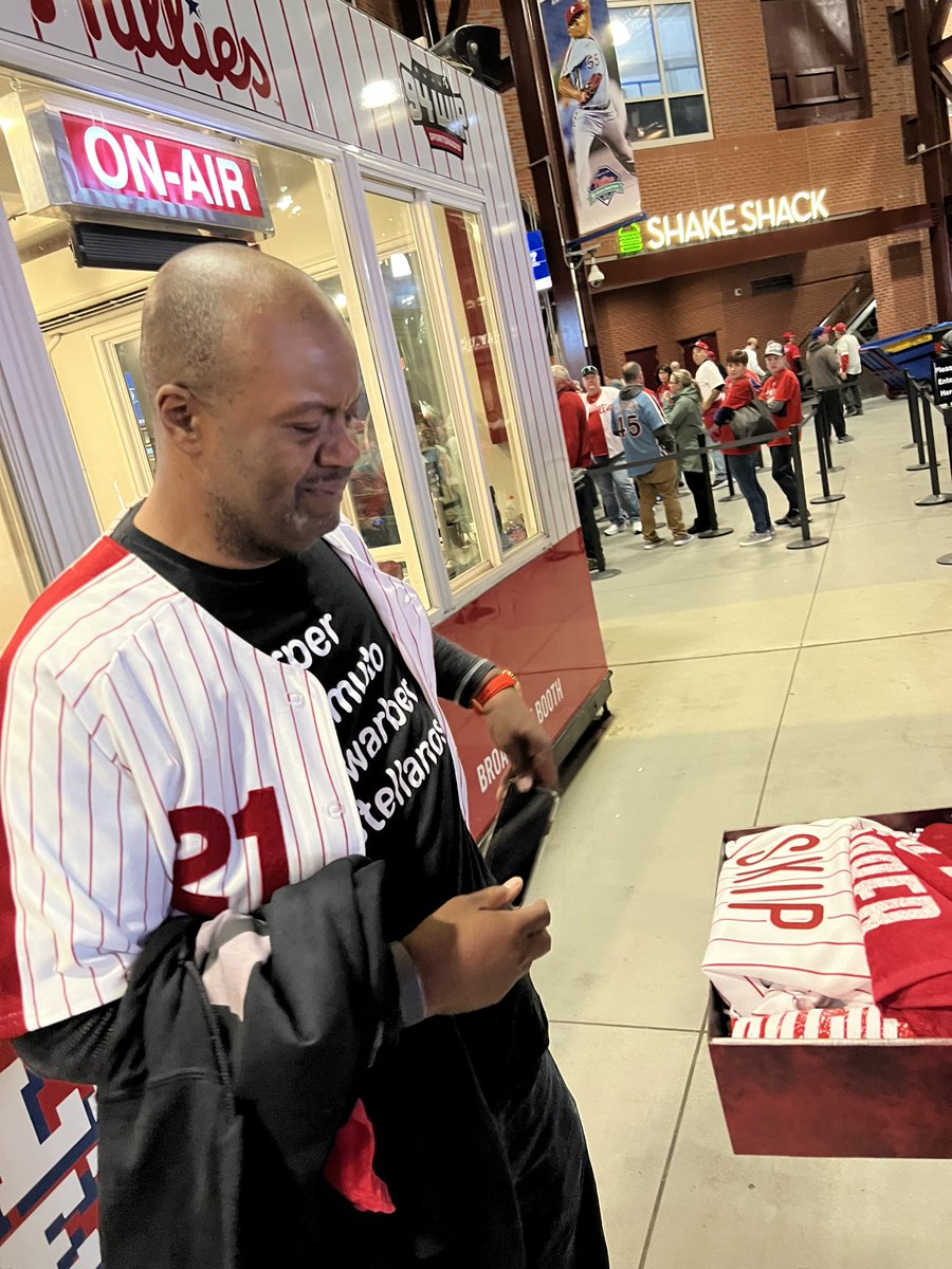 CindyWeb94's tweet photo. Update to this incredible story below. Geoff is here with tix from @bryson_stott10 and @Phillies just delivered a jersey w/Geoff’s Dad’s name. He was moved to tears. As usual, the Phillies are the BEST at being so great with fans. His Dad was born in 1952 ❤️ https://t.co/oSLKKwzk0b