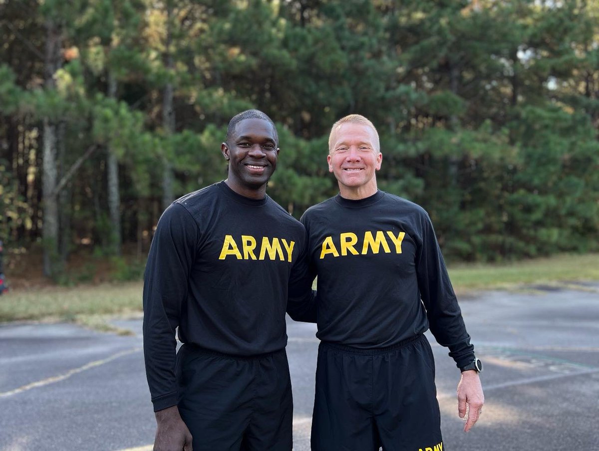 TAGofGA's tweet photo. Enjoyed taking the Army Combat Fitness Test with the 221st Expeditionary Military Intelligence Battalion early this morning. These Soldiers did an excellent job. Fitness is a big part of readiness and lethality! Thanks to LTC Brett Duke and CSM Ricky Gulley for their leadership! https://t.co/iOLLHORCun