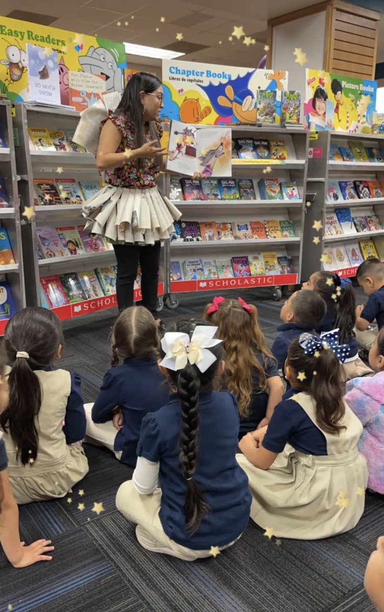 MrsCSanchez17's tweet photo. The book fair is finally over, but I am so thankful I was able to be the book fair-y, read to the kids, and bring them joy by putting books in their hands! 🤗📖 #scholasticbookfair #bookfair #loveofreading https://t.co/IKSnuhODmb
