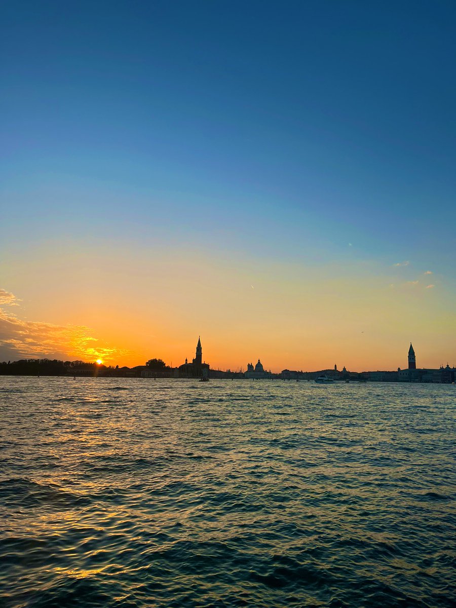 GiuliaGandelli's tweet photo. Venezia, sei sempre molto bella! 🤍 https://t.co/CV6QkdZ82l