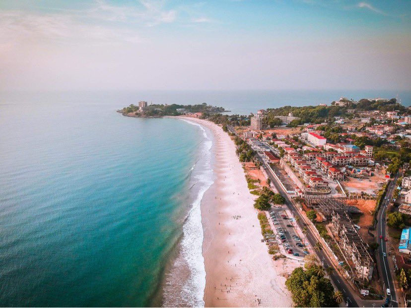 RayYogurl's tweet photo. Sierra Leone has a rich colonial heritage,and some stunning scenery, its greatest asset is its welcoming friendly populace, most of whom will go out of their way to make a foreigner comfortable😊 
#Explorefreedom #TourismSierraLeone #Freetown #SierraLeone #TorizmNaAllManBizness https://t.co/1aMQViEYQG