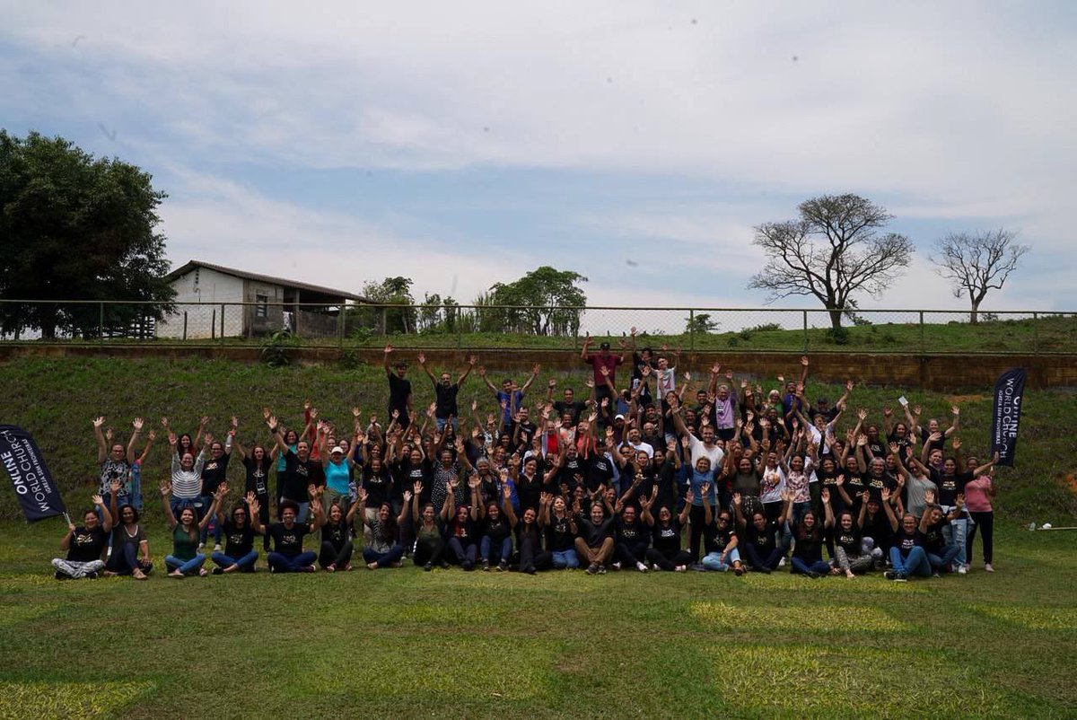 ChrisDuranMCD's tweet photo. Igreja ON-LINE? 

Reunida em comunhão ? 

Sim… 🙌 .. 
não podemos jamais limitar o Senhor 

A Online World Church tange pelo crescimento do Reino de Deus. 

Ensinamos os valores cristãos, um braço missionário que da a oportunidade para milhões de pessoas se converterem. https://t.co/NsFywppNis