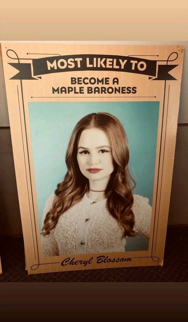 IconicBasically's tweet photo. Don’t ask why do i find this funny… #CherylBlossom #ReggieMantle #BettyCooper #Riverdale #season5 https://t.co/ORFX3Rn8RE
