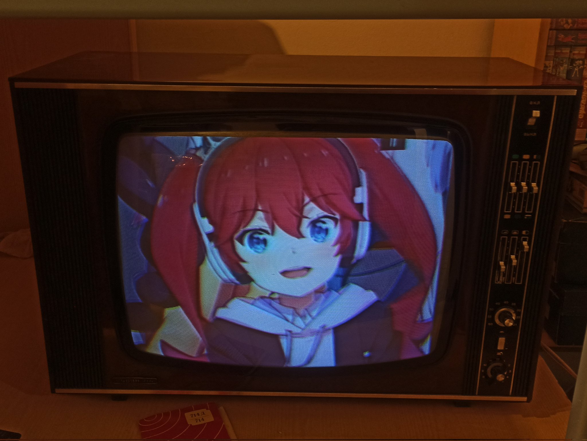 I put waifus on a vintage TV on X: Amelia Irving - Renai Flops Rubin 714D  - 1977  / X