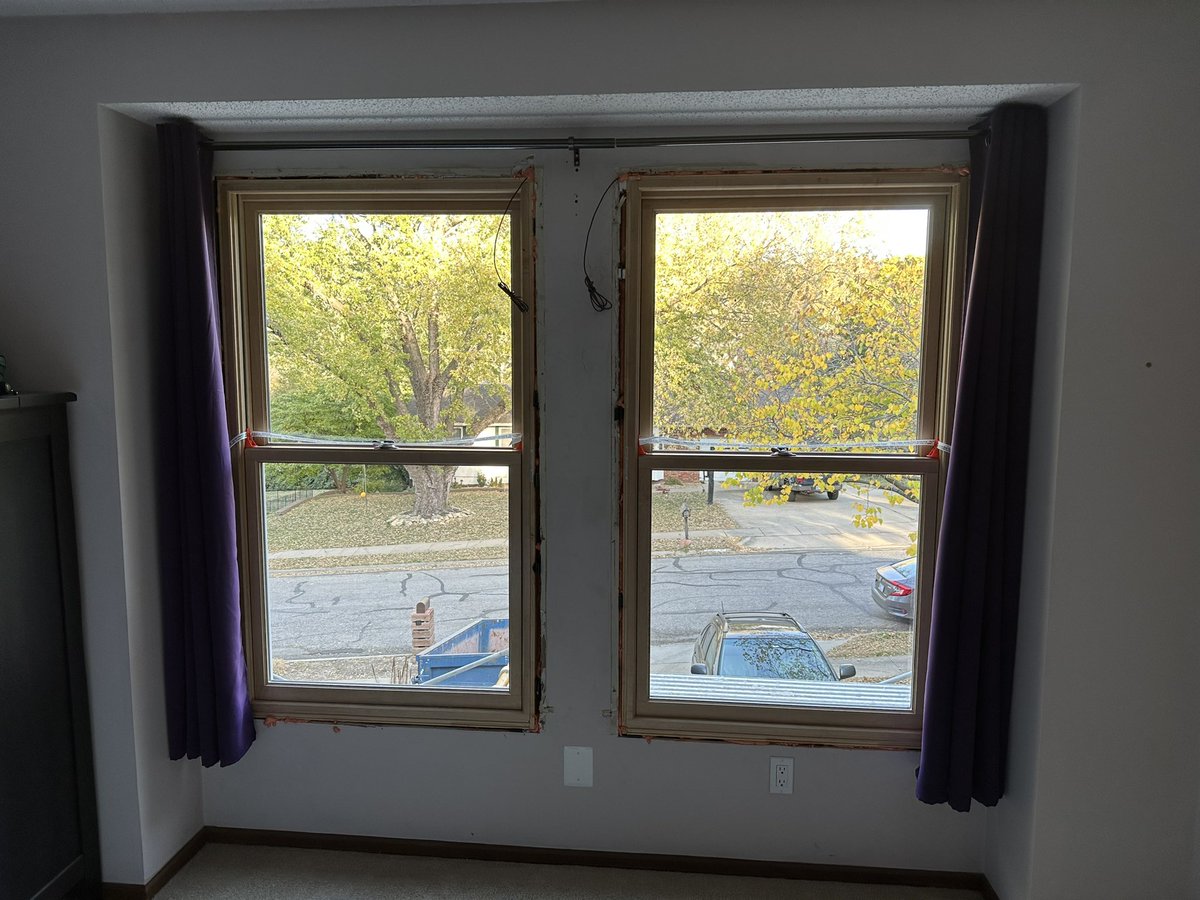 CaNerdIan's tweet photo. Successfully reformatted the partition (wall) and installed Windows. As one does, had to remove a bunch of extraneous crap left there by the vendor.  @AndersenWindows Love me some  @HuberWood #zipsystem though. https://t.co/mlAg07sNF5