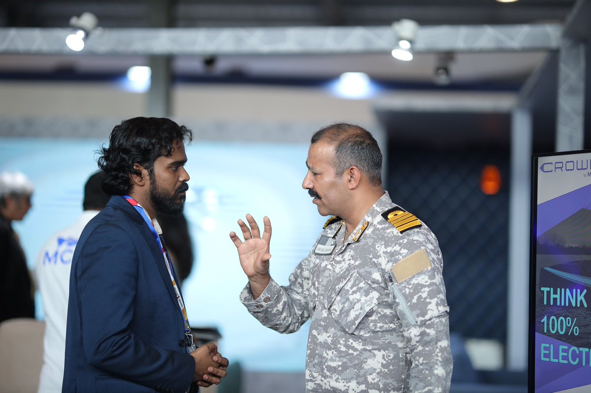 Sonujayan's tweet photo. Surprise visit on day two #DefExpo2022 
#MCMdefence &amp; #crownelectricboats may venture into a whole new line of #electricboats…A solid salute to you sir… https://t.co/wSRVIgNuAd