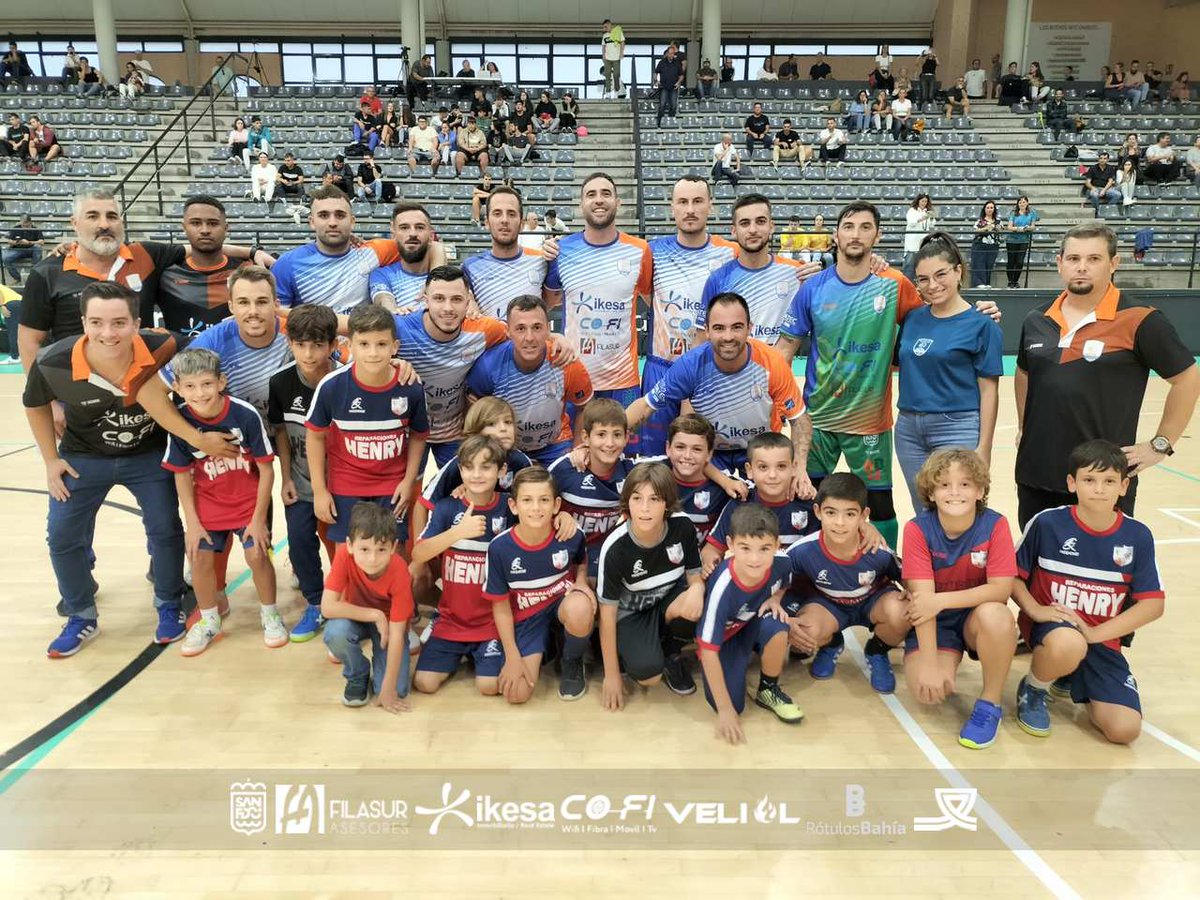 sanfernandofs's tweet photo. 🔚 Partido terminado🔁 @sanfernandofs 🆚 @BocaFsPriego  ✌️ victoria en casa 4️⃣🅰️3️⃣.
Grandes alternativas pero siempre llevamos la iniciativa, pero no decidiéndolo hasta los últimos minutos.
Tres puntos más, dormiremos cuartos✌.
Goles:
#Lito ⚽
#Bryan ⚽
#Poti ⚽
#Tonono ⚽ https://t.co/KekePNP9m5