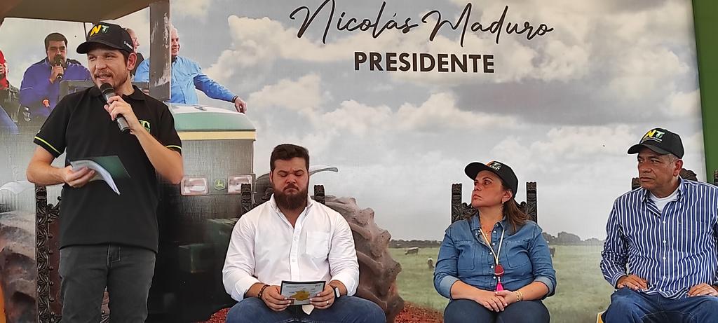 David Hernández tweet media