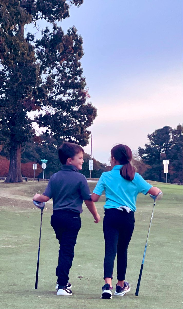 mholmesgolf's tweet image. They have no idea the memories they are building 🥰

Forever grateful for our wonderful game 🙏🏻