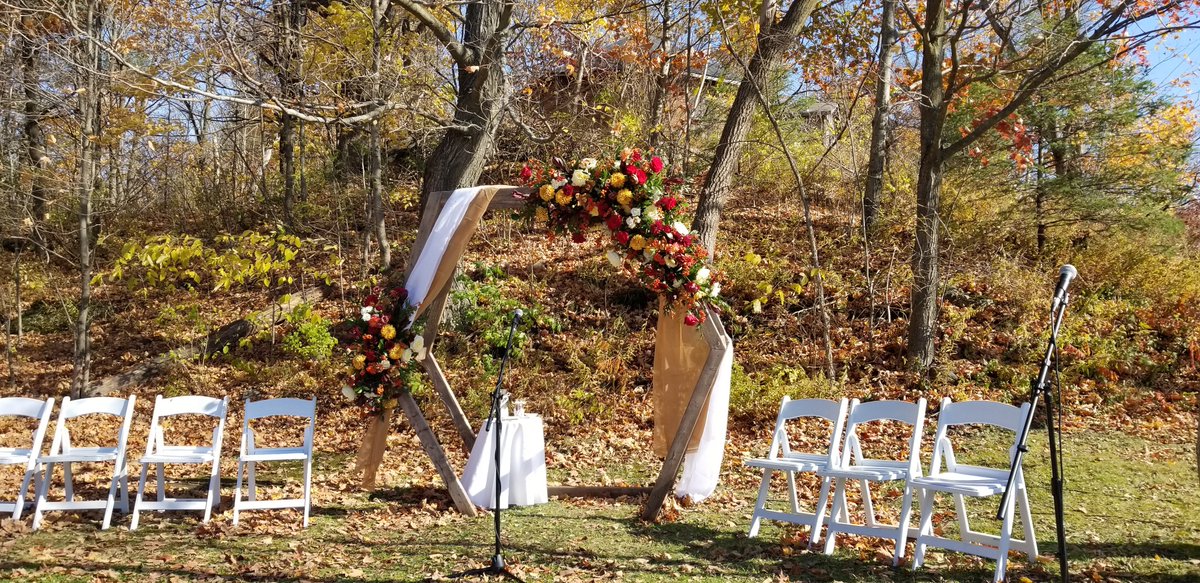 LimestoneTrio's tweet photo. We have to admit, we were a bit nervous about today's outdoor wedding after a week straight of pouring rain, and it being so late in October, but our bride and groom couldn't have asked for a more spectacular Fall day! 🍂☀️ https://t.co/qQOp0V1K6N