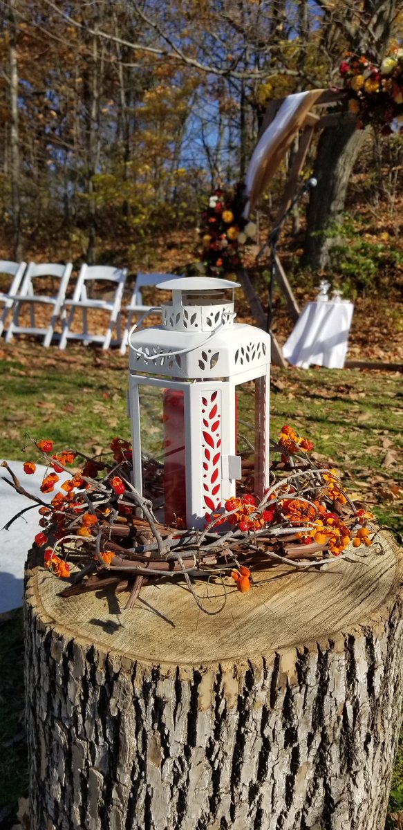 LimestoneTrio's tweet photo. We have to admit, we were a bit nervous about today's outdoor wedding after a week straight of pouring rain, and it being so late in October, but our bride and groom couldn't have asked for a more spectacular Fall day! 🍂☀️ https://t.co/qQOp0V1K6N