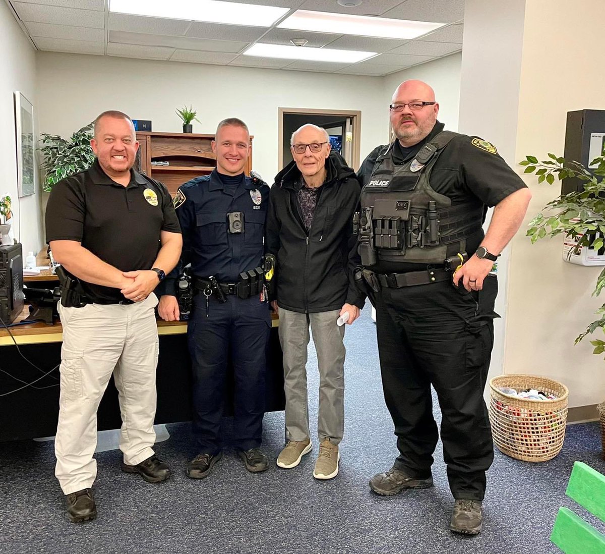 NewPalestinePD's tweet photo. New Palestine PD would like to thank Mr. Charles Haigerty for his continued support of our department. His donations have assisted the department in purchasing 6 ballistic vests to keep our officers safe. #NewPalProud https://t.co/8krvMKNt8n