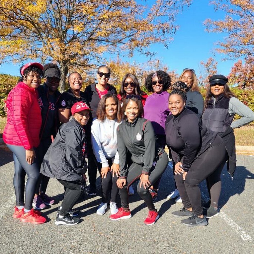 FCACDST's tweet photo. FCAC members staying FIT with Membership Services and guests during this morning’s Step Out Walk to Stop Diabetes #FCACDST #FCACStayFIT #CharitablePartners #StepOutWalk #FocusOnDiabetes https://t.co/SHKj06OCWk