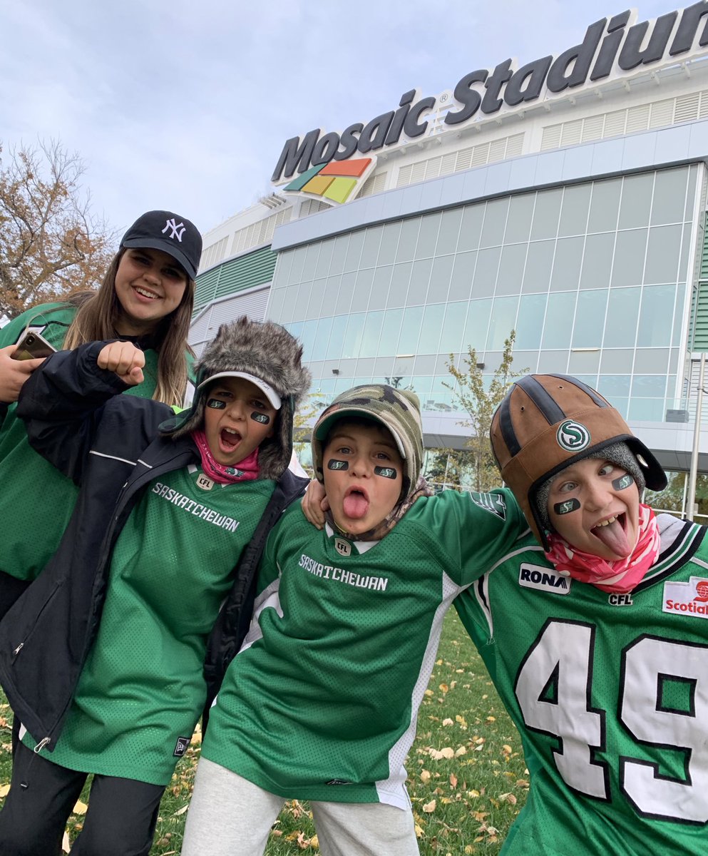 Let’s go RIDERS!! #ridernation #riderslive <a href="/sskroughriders/">Saskatchewan Roughriders</a>