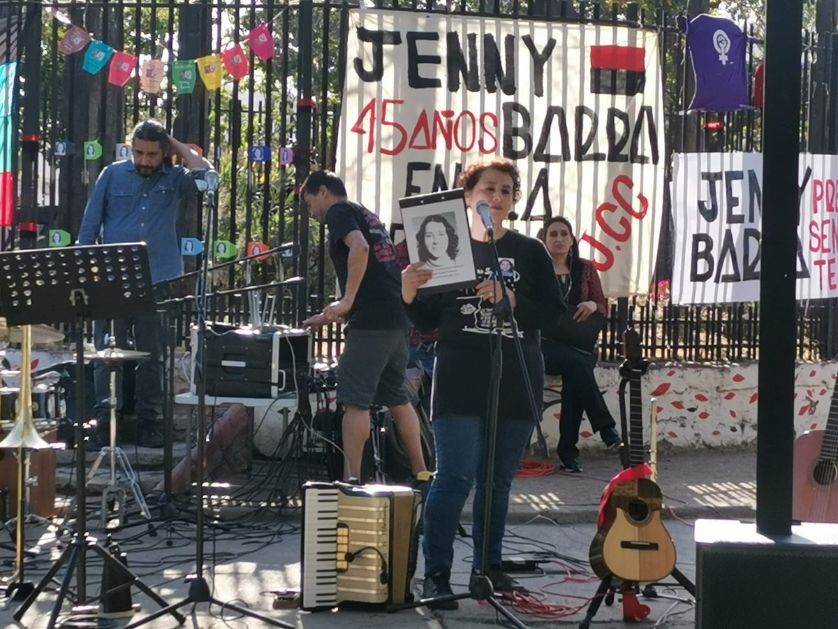 Hace 45 años en #SanBernardo, la joven #JennyBarra fue secuestrada por la DINA y hecha desaparecer. Son 45 años de impunidad: no hay condenas por este crimen. Hoy conmemoramos su vida, su lucha y exijimos #Justicia en la Plaza Guarello.