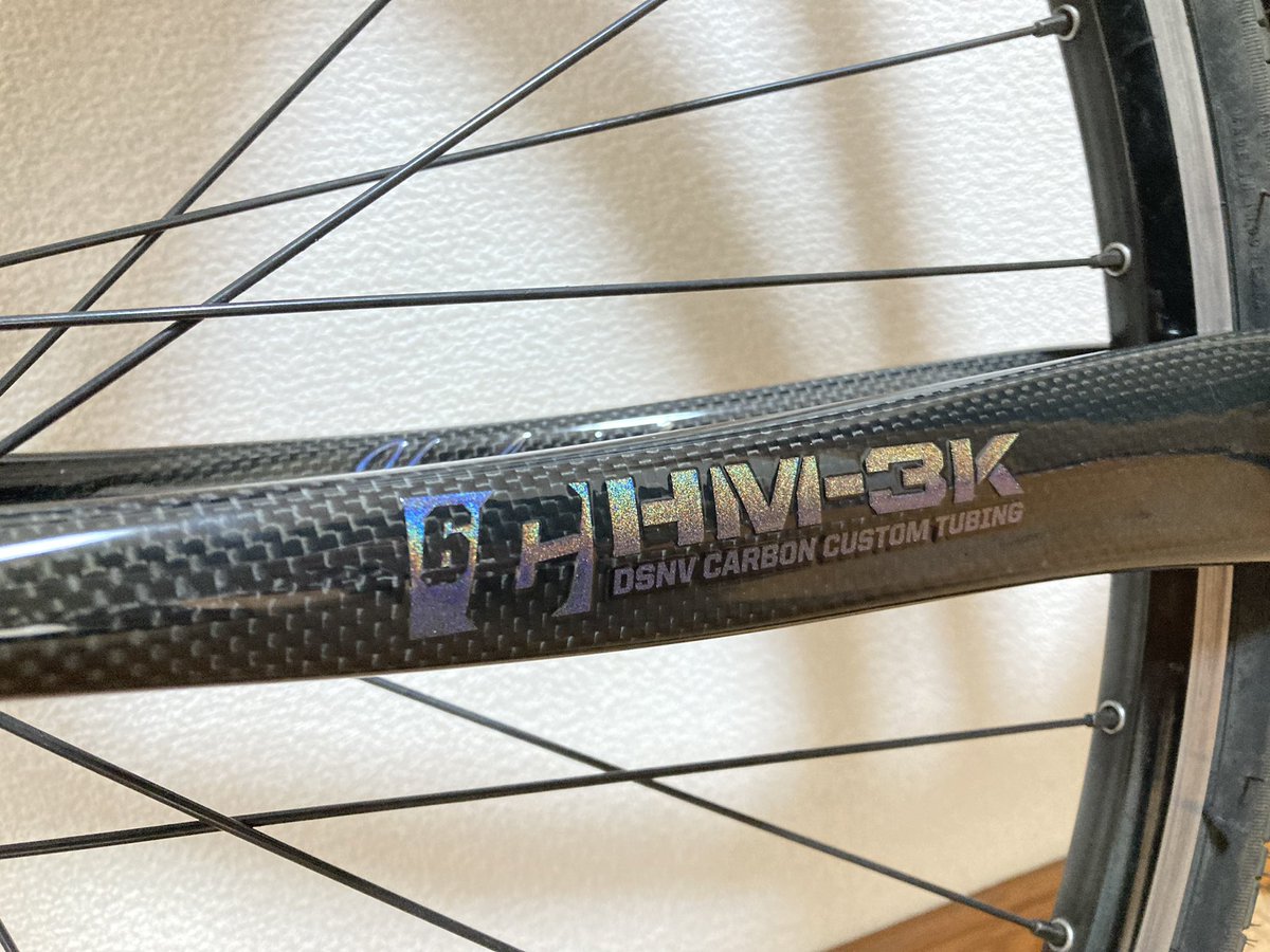 simplefixie's tweet photo. ホイールは前のやつです
煌めき✨
#dosnoventa
#dosnoventaneoTokyo https://t.co/6ujDJpZD6Y
