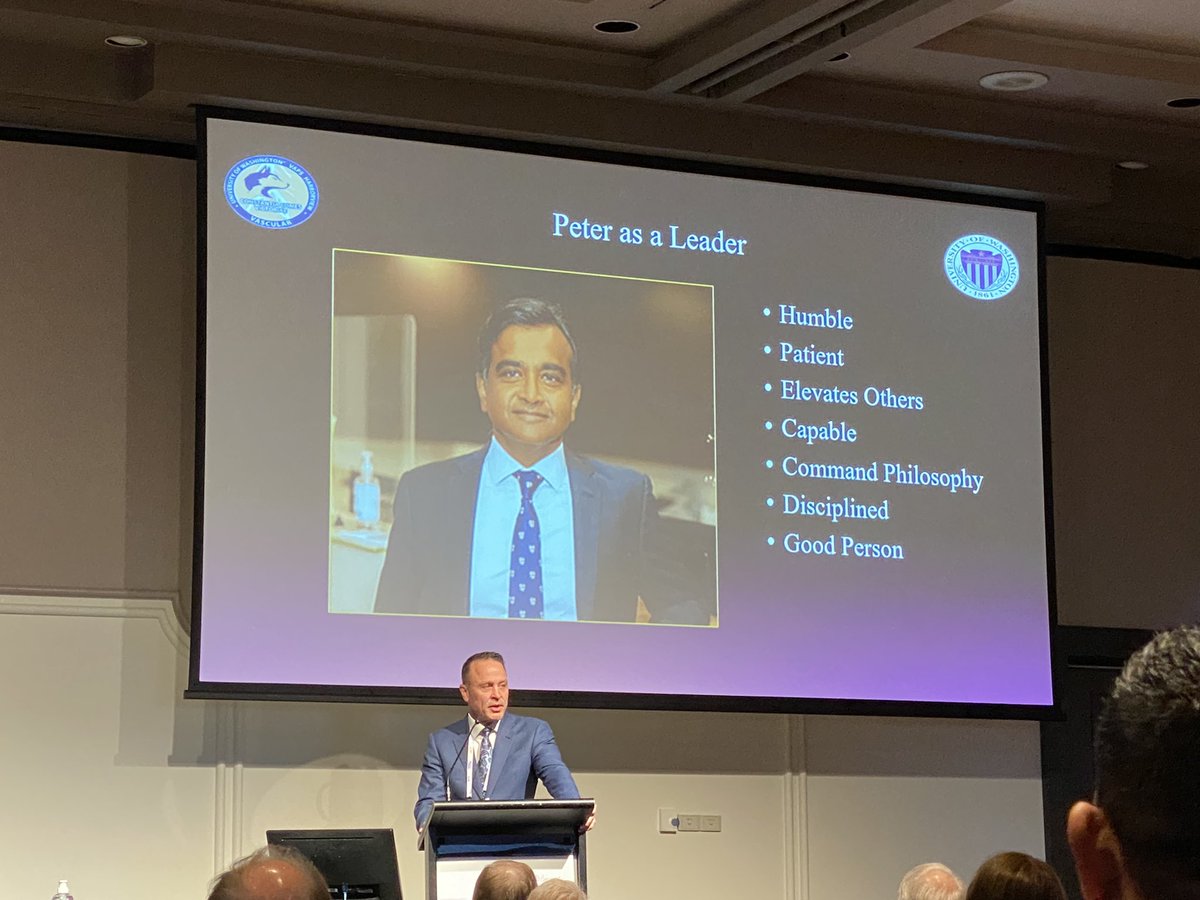 ozvascdoc's tweet photo. Plus a little extra surprise for @ANZSVS outgoing President @petesubr. #ANZSVS22 https://t.co/hodFRYhxiI