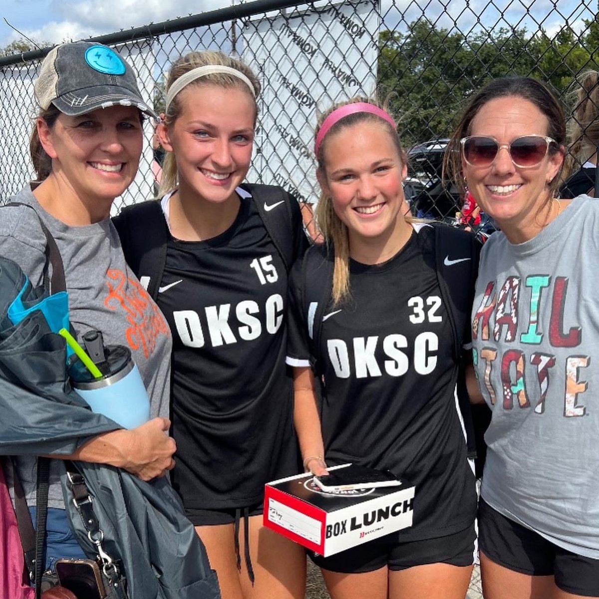 DKSC_U1819_ECNL's tweet photo. Families on and off the pitch 🖤❣️ @ECNLgirls @DKSC_official #dkscproud #culture #BADTOPU https://t.co/sxTnAMXDAE