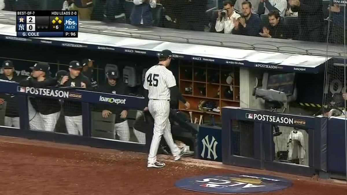 BRWalkoff's tweet photo. The Astros have chased Cole out of the game with the bases loaded &amp; none out in the 6th 👀 https://t.co/OmnrOaGUXh